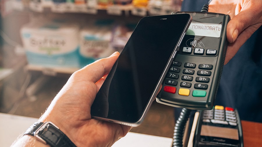 The Market Dynamics of Online Payment 